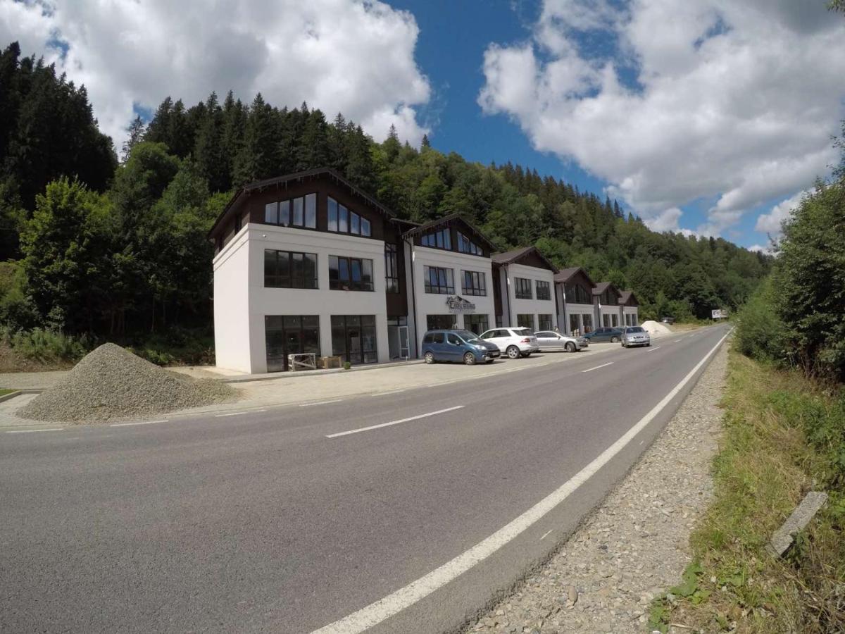 Edelberg Apartments Tatariv Kültér fotó