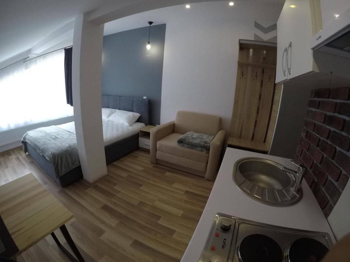 Edelberg Apartments Tatariv Kültér fotó